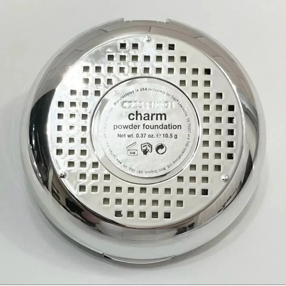 TIGI Cosmetics Charm Powder Foundation